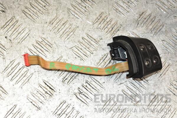 Кнопки керма праві VW Passat (B6) 2005-2010 3C0959538B 377574 euromotors.com.ua