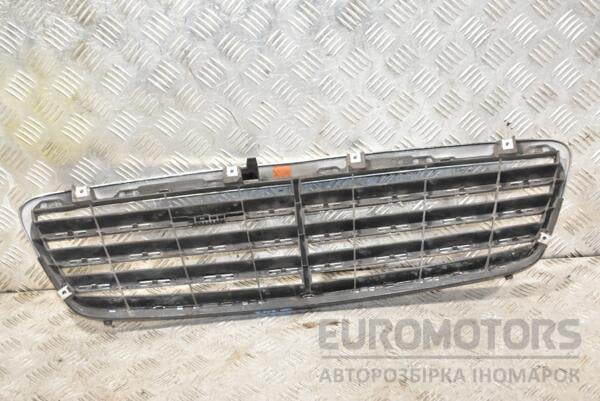 Решетка радиатора Mercedes C-class (W203) 2000-2007 A2038800223 377792 - 2