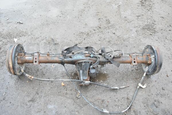 Міст провідний задній у зборі під барабани з ABS Toyota Hilux 2.5td D-4D 2004-2015 421100K060 378393 euromotors.com.ua