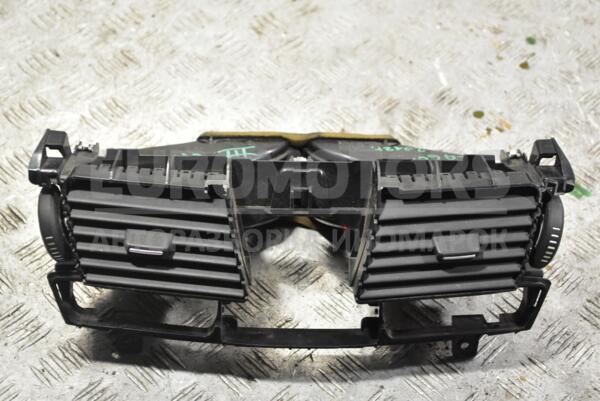 Дефлектор повітряний центральний Renault Laguna (III) 2007-2015 275000002R 378453 euromotors.com.ua