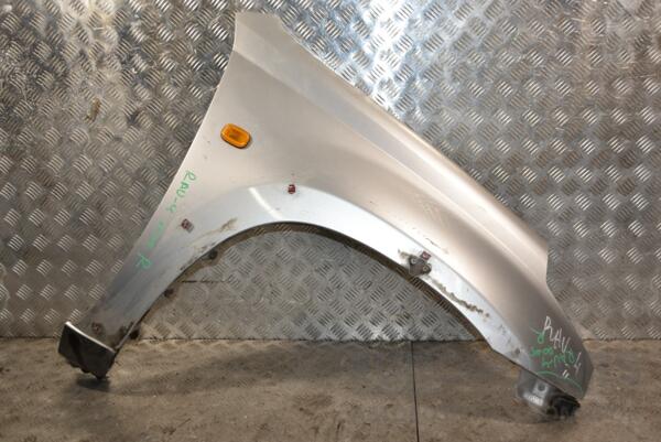 Крило переднє праве (дефект) Toyota Rav 4 2000-2005 378879 euromotors.com.ua