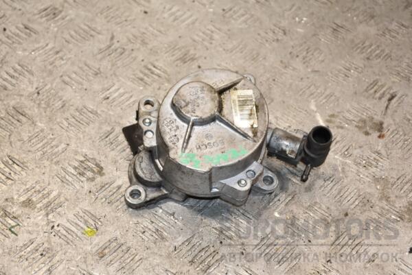 Вакуумний насос Renault Trafic 2.0dCi 2001-2014 8200520476 379065 euromotors.com.ua