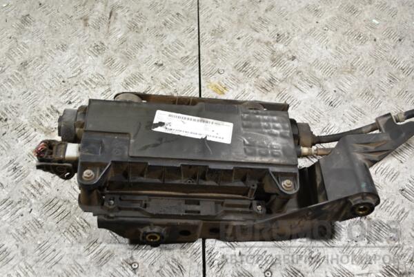 Ручник электронный стояночного тормоза Renault Scenic (II) 2003-2009 8200571485 379095 - 2