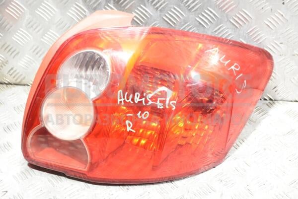 Фонарь правый -10 Toyota Auris (E15) 2006-2012 8155102380 379355 euromotors.com.ua