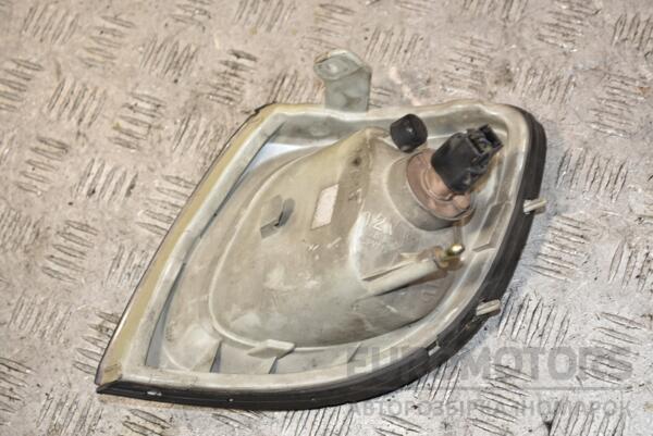 Поворотник правый Hyundai Trajet 2000-2008 923023A0 379784 - 2