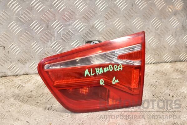 Фонарь правый внутренний Seat Alhambra 2010 7N5945094E 379800 euromotors.com.ua