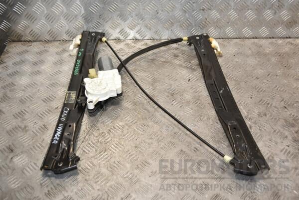 Склопідйомник передній лівий електро 6 пинов Chrysler Voyager 2008-2016 3014626K 380284 euromotors.com.ua