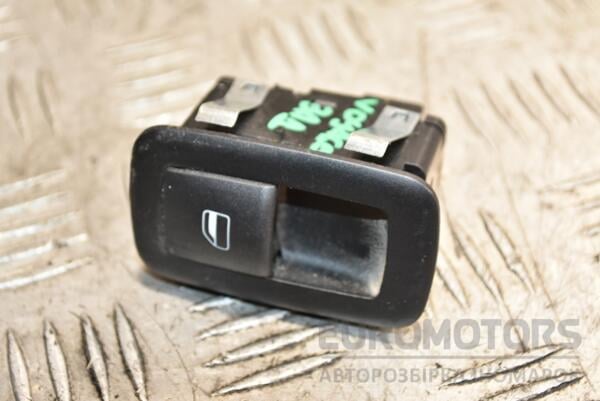 Кнопка склопідіймача задня Chrysler Voyager 2008-2016 04602927AA 380286 euromotors.com.ua