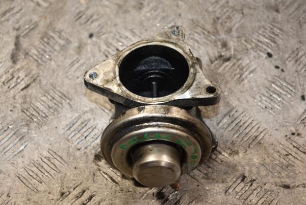 Клапан EGR механічний VW Passat 2.0tdi (B6) 2005-2010 038131501AF 380533 euromotors.com.ua
