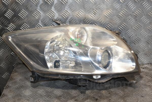 Фара права -10 (дефект) Toyota Auris (E15) 2006-2012 8111002470 380575 euromotors.com.ua