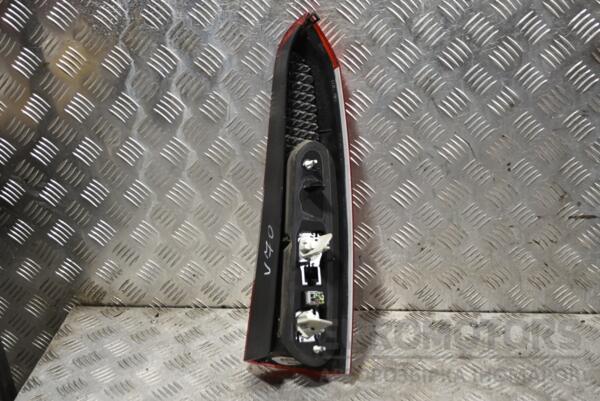 Фонарь левый верхний Volvo V70 2001-2006 30722645 380685 - 2