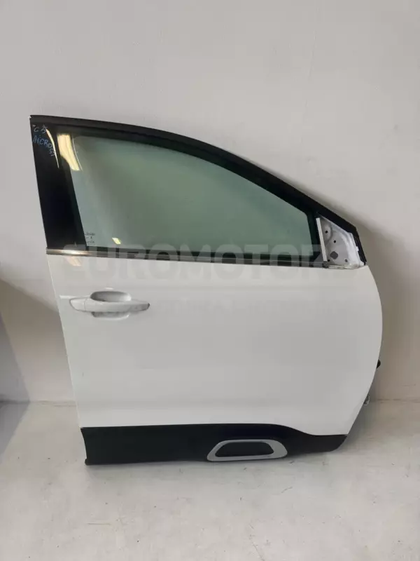Передняя правая дверь Citroen C5 Aircross 1.5hdi (euro-6) 2017 it-11225 Дизель euromotors.com.ua