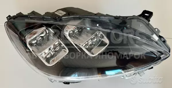 Фара правая LED Ford Kuga 2.0tdci (Ecoblue) 2019 LV4B-13E014-FE it-10078 Дизель euromotors.com.ua