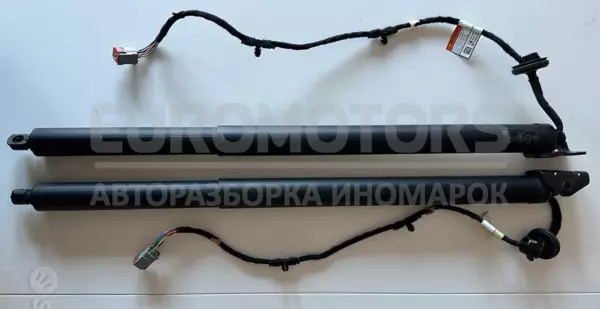 Амортизатор кришки багажника електричний Ford Kuga 2.0tdci (Ecoblue) 2019 LV4BS402A55AD it-10080 Дизель euromotors.com.ua