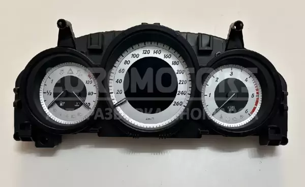 Панель приборов Mercedes C-class 2.2cdi (W204) 2007-2015 A2049005513 it-10192 Дизель euromotors.com.ua