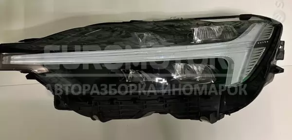 Левая светодиодная фара Volvo XC60 2.0tdi 2017 32337382 it-10267 Дизель euromotors.com.ua