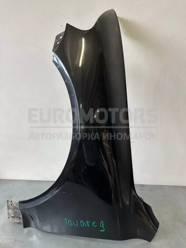 Ліве переднє крило VW Touareg 2.5tdi 2002-2010 it-10306 Дизель euromotors.com.ua