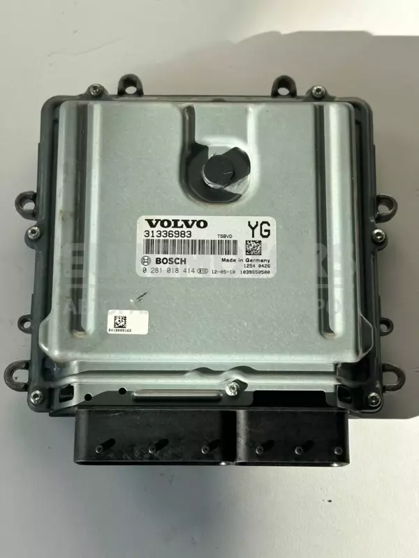 Блок управления двигателем Volvo V60 2.4tdi 2010-2018 31336983 it-10377 Дизель euromotors.com.ua