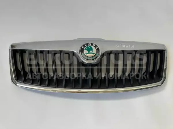 Решетка радиатора передняя 09- Skoda Octavia 2.0tdi (A5) 2004-2013 1Z0853651C it-10397 Дизель euromotors.com.ua