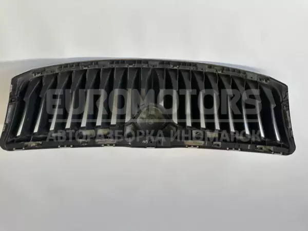 Решітка радіатора передня 09- Skoda Octavia 2.0tdi (A5) 2004-2013 1Z0853651C it-10397 Дизель - 3