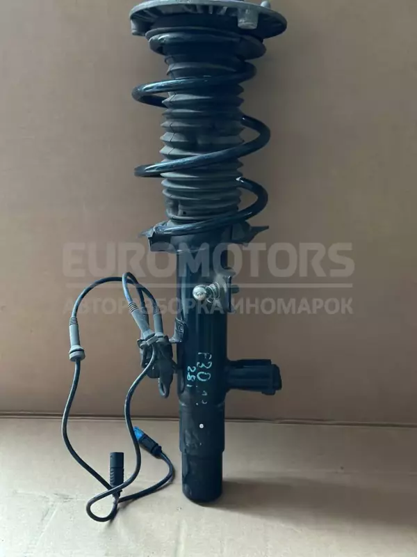 Правый передний амортизатор BMW 3 2.0tdi (F30/F31) 2012-2019 3711 6793866 it-10399 Дизель euromotors.com.ua