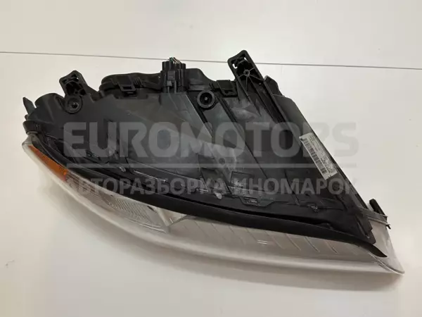 Правая ксеноновая фара Volvo V70 2.0 16V 2007-2016 31214348 it-10432 Бензин - 2