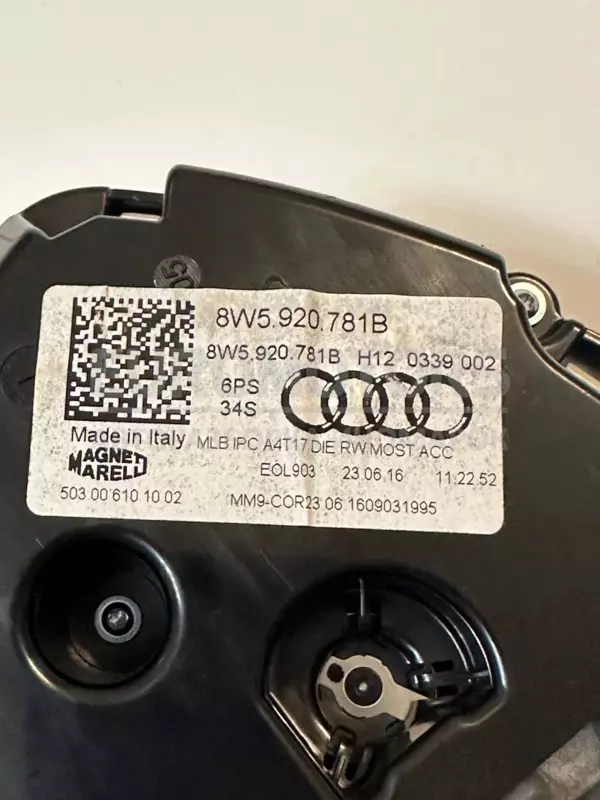 Панель приладів Audi A4 3.0tdi (B9) 2015-2023 8W5920781B it-10443 Дизель - 3