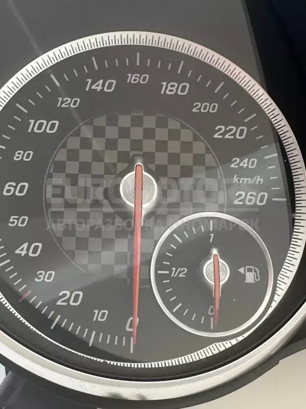 Панель приладів Mercedes A-class 1.5cdi (W176) 2012-2018 A1769005504 it-10454 Дизель - 2
