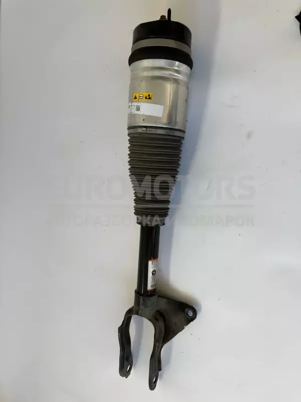 Правый передний амортизатор Jeep Grand Cherokee 3.0crd 2010 68320337AA it-10465 Дизель euromotors.com.ua
