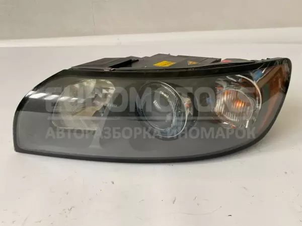 Левая ксеноновая фара Volvo V50 1.6 D 2004-2012 30698889 it-10636 Дизель euromotors.com.ua