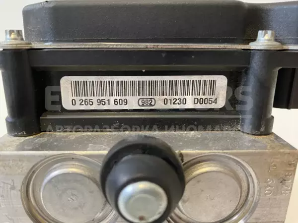 блок АБС Jeep Cherokee 2.8crd 2007-2012 P05154233AB it-10773 Дизель - 10