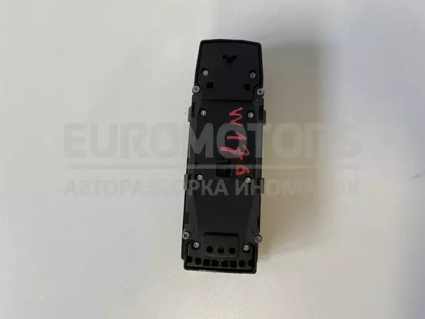 Блок кнопок стеклоподъемников Mercedes A-class 1.5cdi (W176) 2012-2018 1669054300 it-10774 Дизель - 2