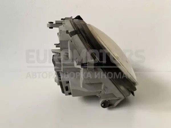 Правая ксеноновая фара Mercedes C-class 2.2cdi (W203) 2000-2007 A2038203861 it-10962 Дизель - 3