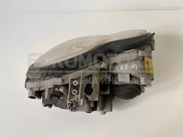 Левая ксеноновая фара Mercedes C-class 2.2cdi (W203) 2000-2007 A2038203761 it-10963 Дизель - 4