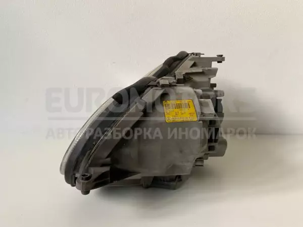 Правая ксеноновая фара Mercedes C-class 2.2cdi (W203) 2000-2007 A2038203861 it-10962 Дизель - 12