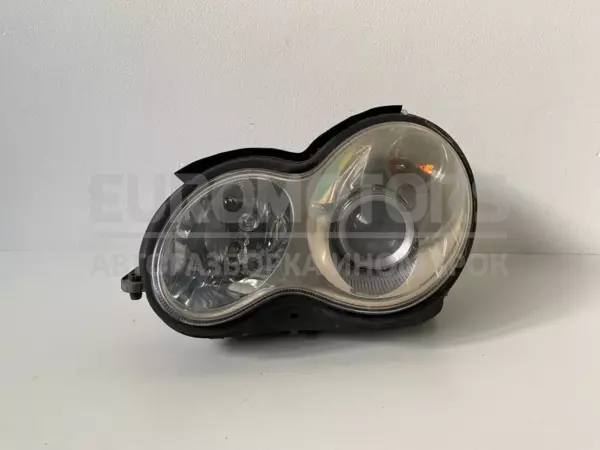 Левая ксеноновая фара Mercedes C-class 2.2cdi (W203) 2000-2007 A2038203761 it-10963 Дизель euromotors.com.ua