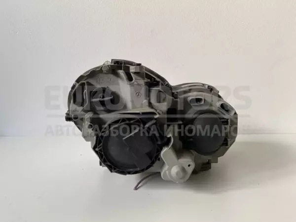 Левая ксеноновая фара Mercedes C-class 2.2cdi (W203) 2000-2007 A2038203761 it-10963 Дизель - 12