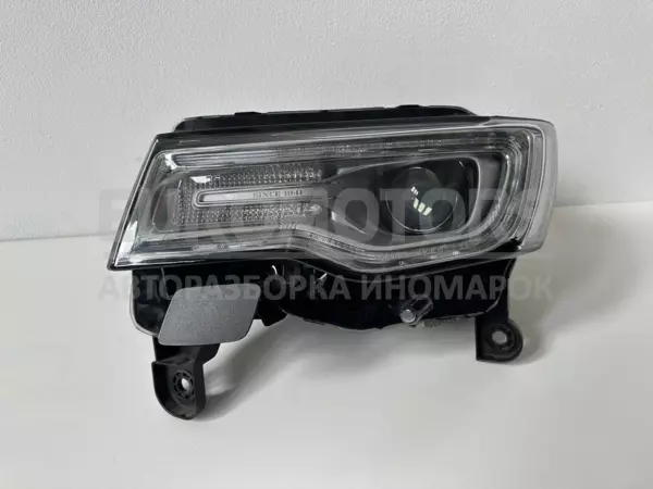 Левая биксеноновая светодиодная фара Jeep Grand Cherokee 3.0crd 2010 T77630B it-11122 Дизель euromotors.com.ua