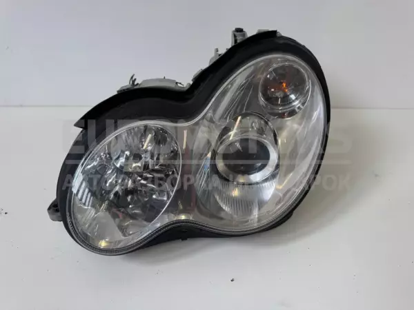 Левая ксеноновая фара Mercedes C-class 2.2cdi (W203) 2000-2007 A2038203559 it-11158 Дизель euromotors.com.ua