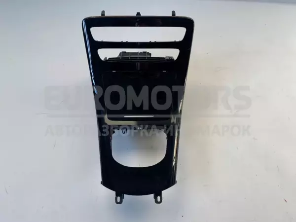 Оздоблення центральної консолі Mercedes EQC (N293) 2019-2023 a2936800700 it-10514 euromotors.com.ua