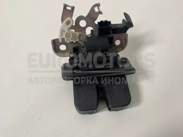 Замок крышки багажника Audi A6 3.0tdi (C7) 2011 8R0827505A it-11257 Дизель euromotors.com.ua