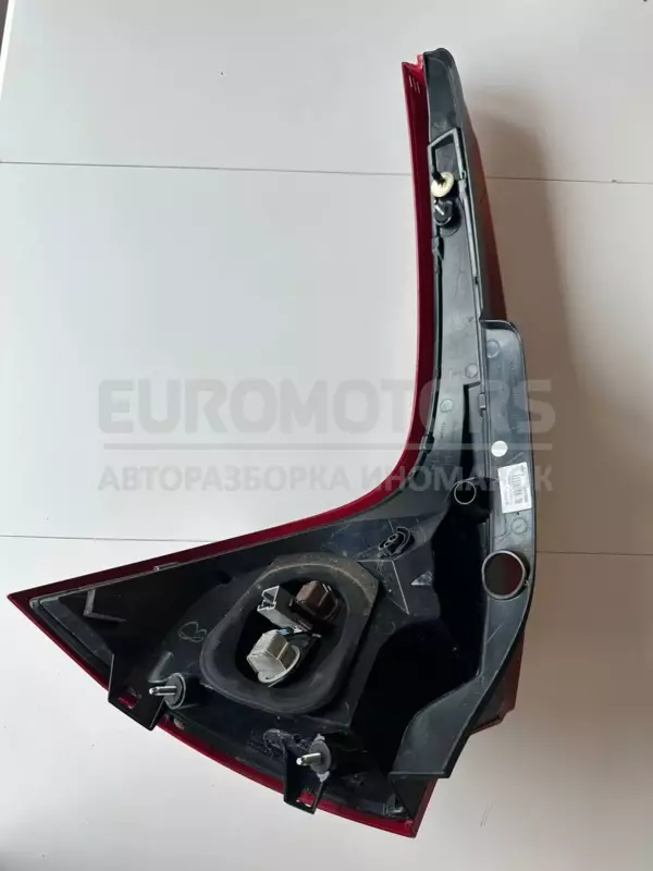 Правый задний фонарь Volvo XC60 2.4tdi (Bi-turbo) 2008 89504241 it-10222 Дизель - 4