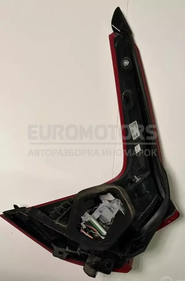 Правий задній ліхтар Volvo V60 2.0td 2010-2018 31395929 it-10435 Дизель - 2