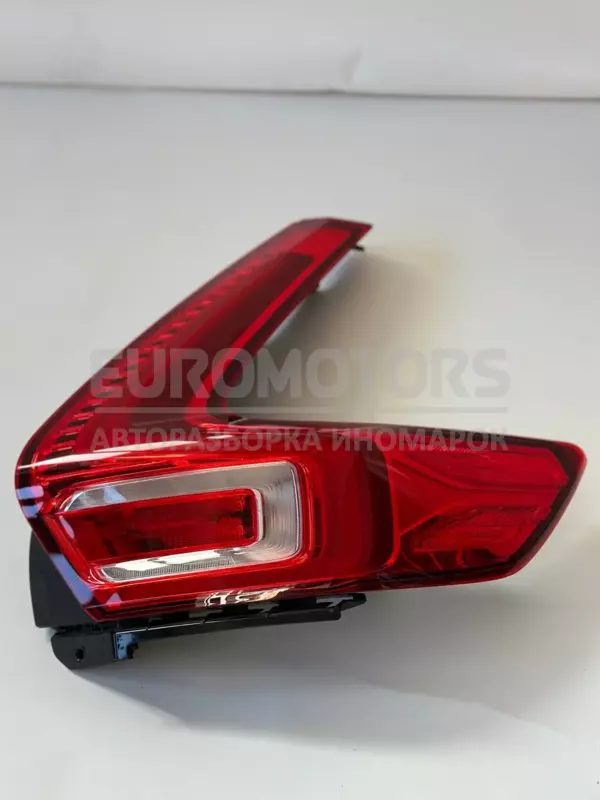Правый задний фонарь Volvo XC40 1.5 2017 31446791 it-10576 Бензин - 2