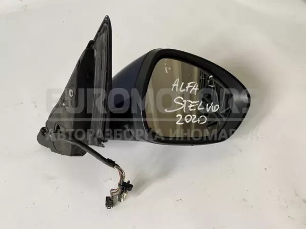 Правое зеркало Alfa Romeo Stelvio 2.2tdi 2016 a078311 it-10639 Дизель euromotors.com.ua