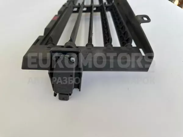 Нижний воздуховод Land Rover Evoque 2.0d 2018 K8D2-8A118-A it-10654 Дизель - 2