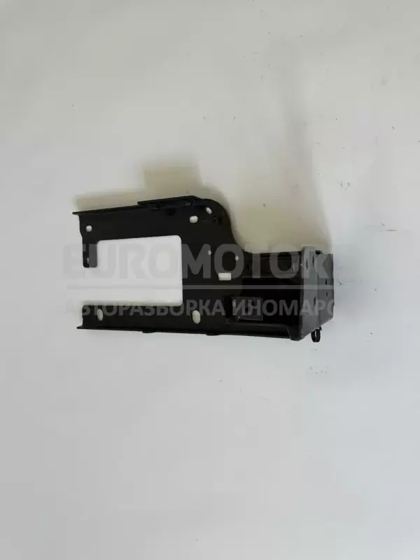 кронштейн радиатора Land Rover Evoque 2.0d 2018 K8D2-8227-AD it-10674 Дизель - 3