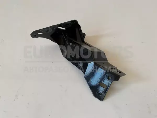 Кронштейн крепления крыла Land Rover Evoque 2.0d 2018 K8D2-16c174-ad it-10675 Дизель euromotors.com.ua