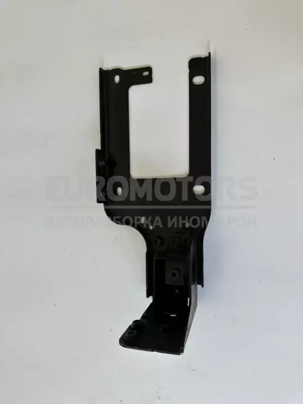 кронштейн радиатора Land Rover Evoque 2.0d 2018 K8D2-8226-AD it-10676 Дизель euromotors.com.ua