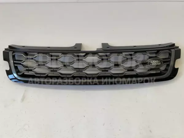 Решетка радиатора Land Rover Evoque 2.0d 2018 K8D2-8200-A it-10686 Дизель euromotors.com.ua